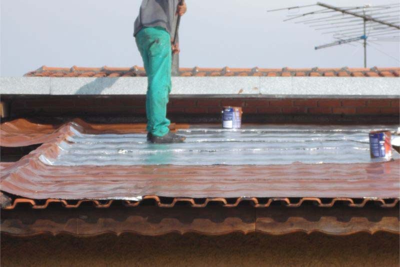 Serviço de impermeabilização de telhados